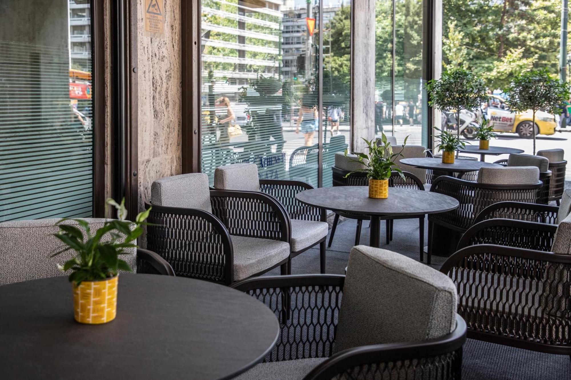 Njv Athens Plaza Hotel Luaran gambar Interior of the restaurant